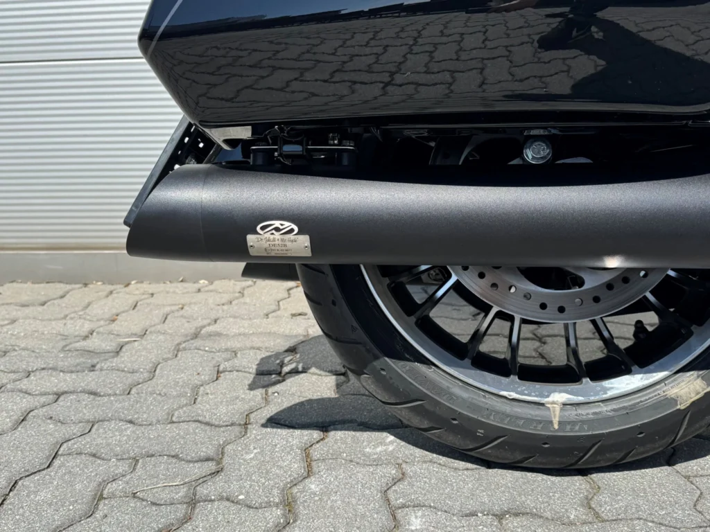 Street Glide Limited FLHXL