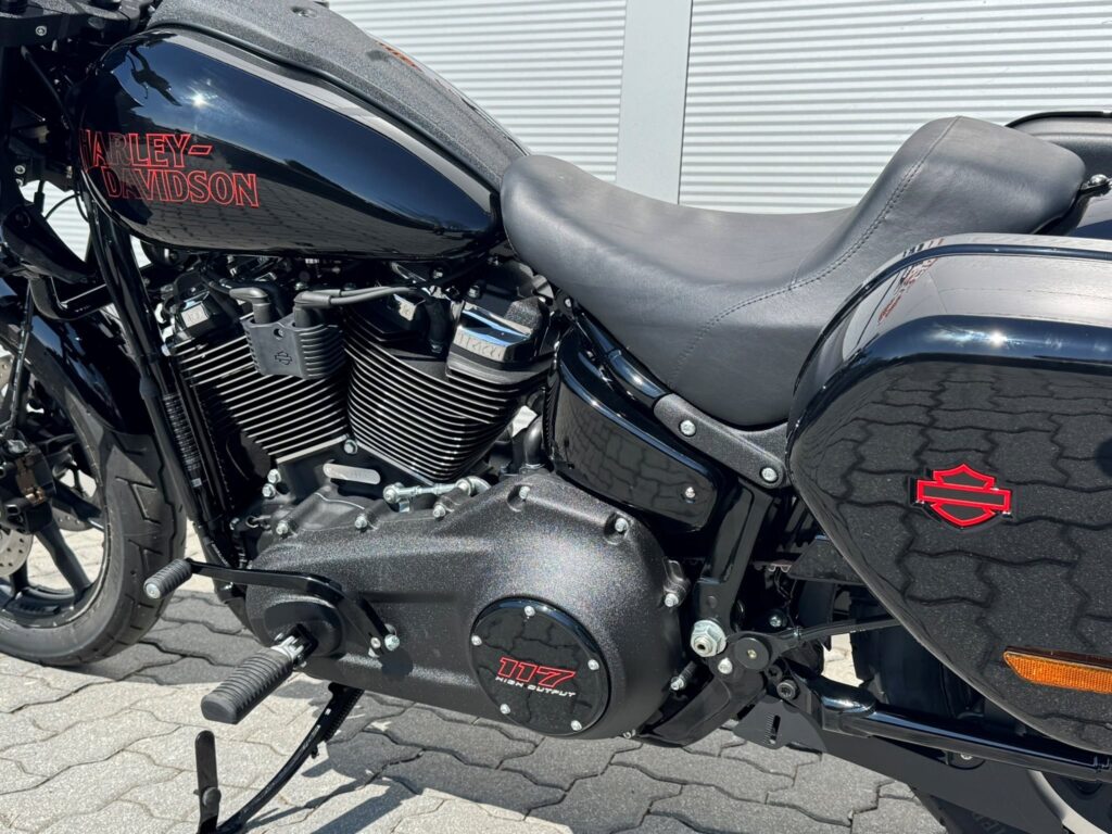 Softail Low Rider ST